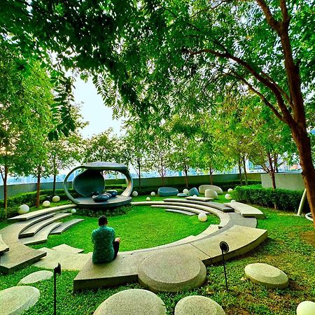 Scarletz Suites Klcc By Aura Κουάλα Λουμπούρ Εξωτερικό φωτογραφία
