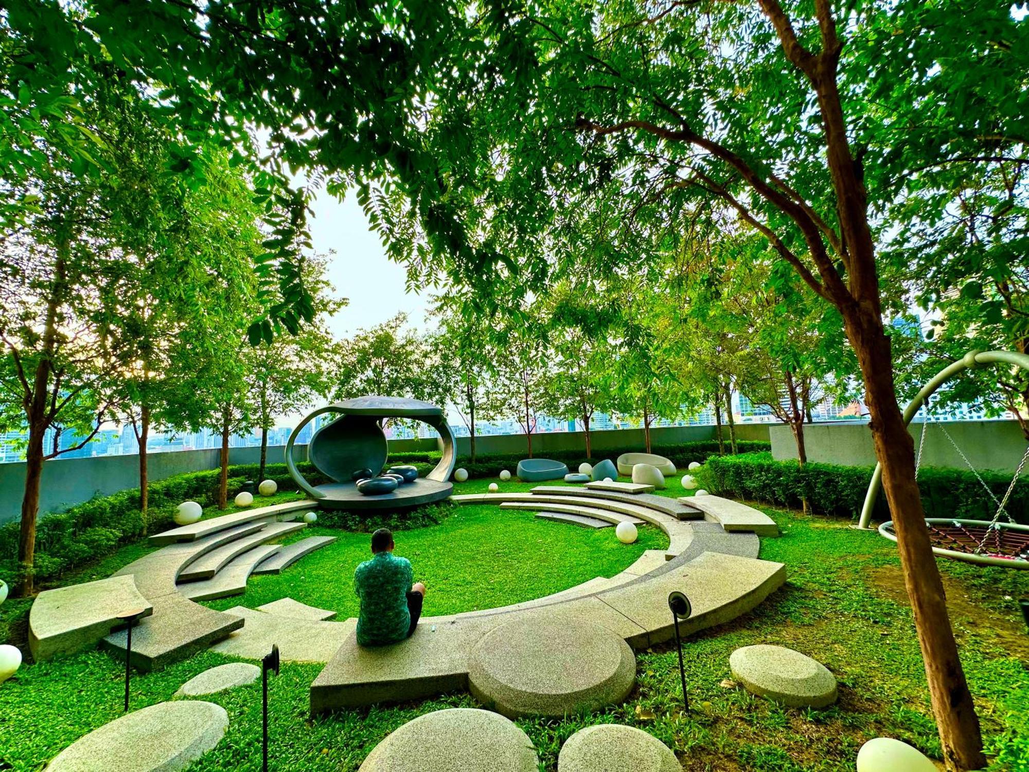 Scarletz Suites Klcc By Aura Κουάλα Λουμπούρ Εξωτερικό φωτογραφία