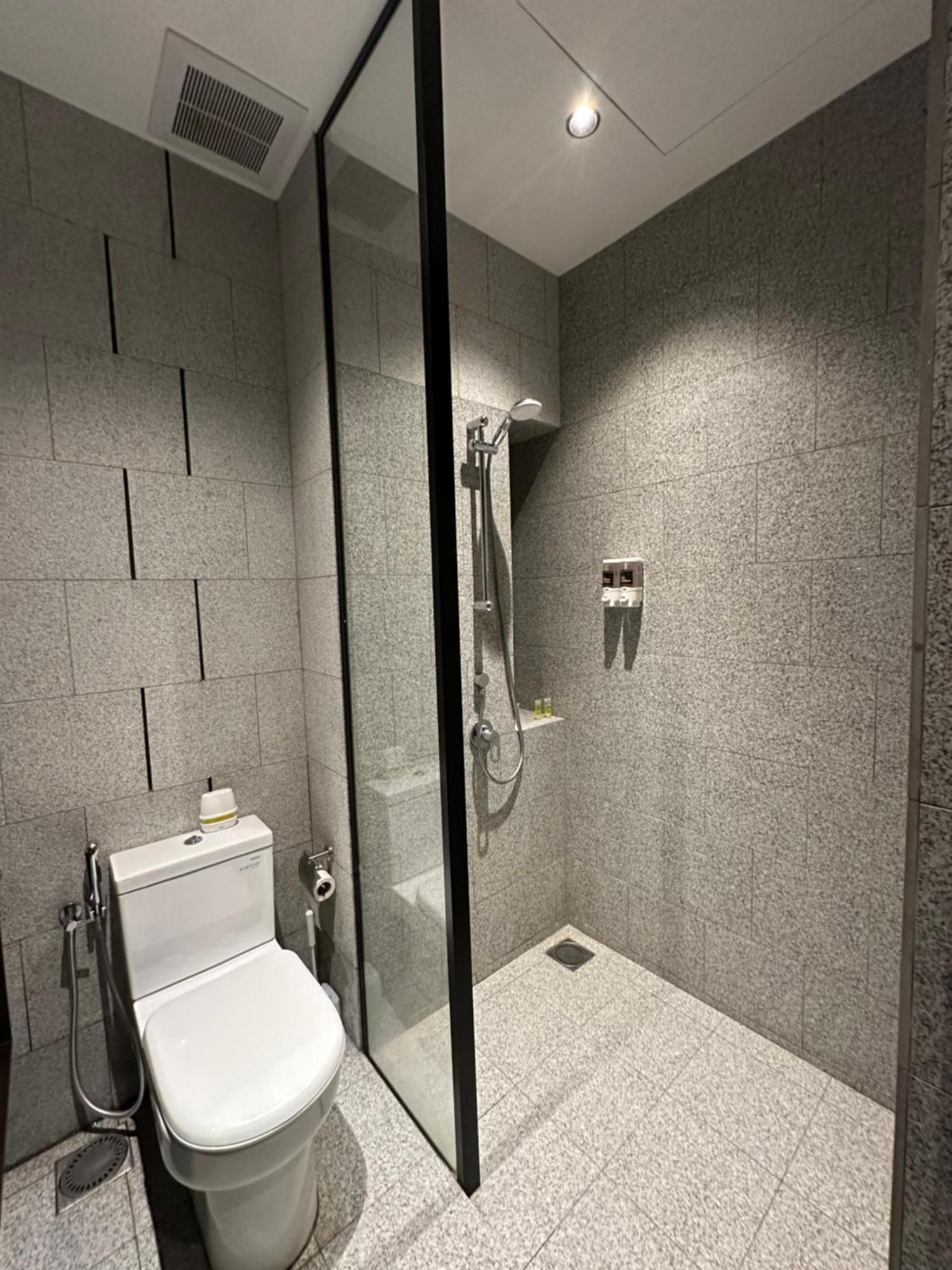 Scarletz Suites Klcc By Aura Κουάλα Λουμπούρ Εξωτερικό φωτογραφία