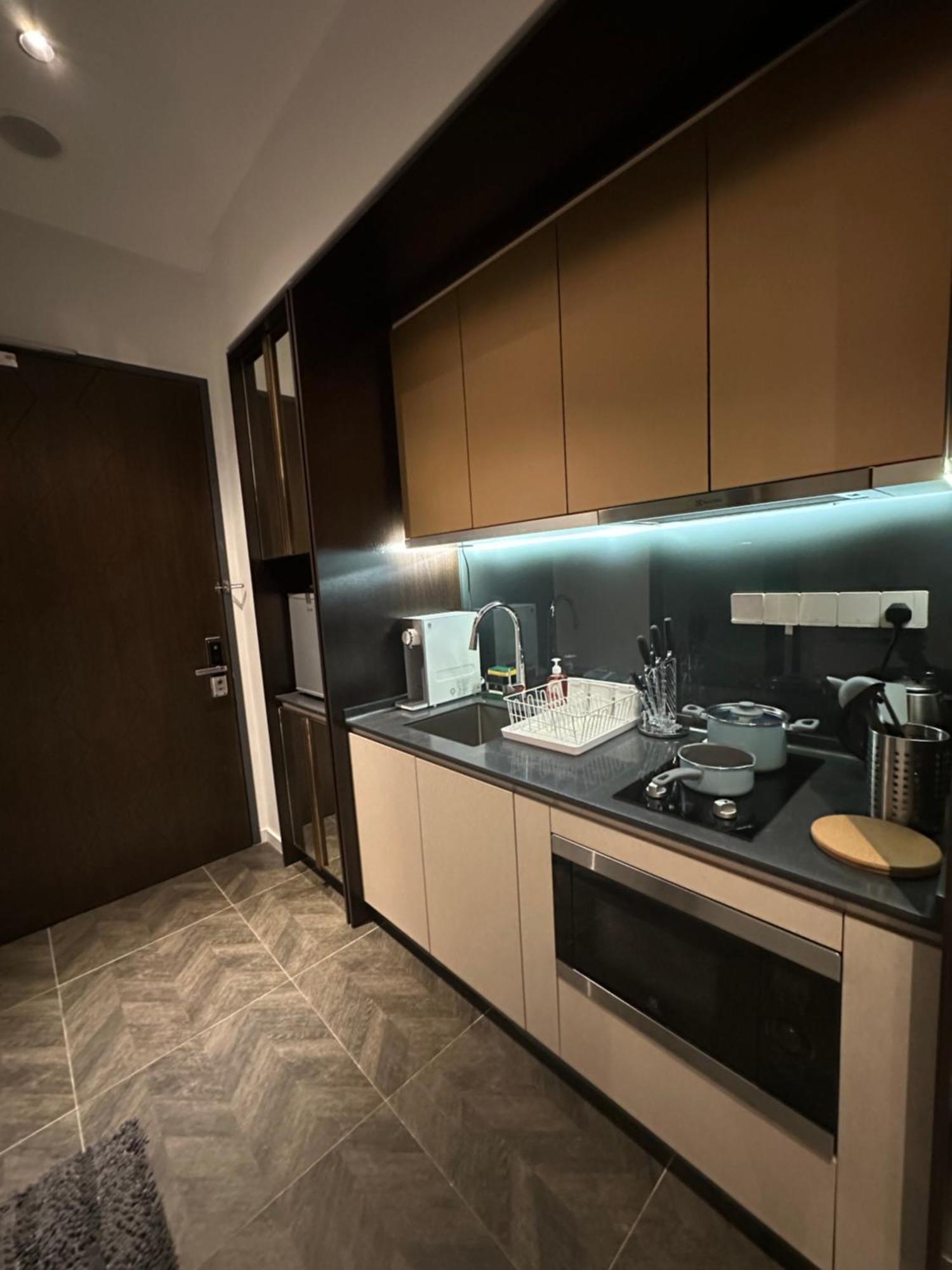 Scarletz Suites Klcc By Aura Κουάλα Λουμπούρ Εξωτερικό φωτογραφία