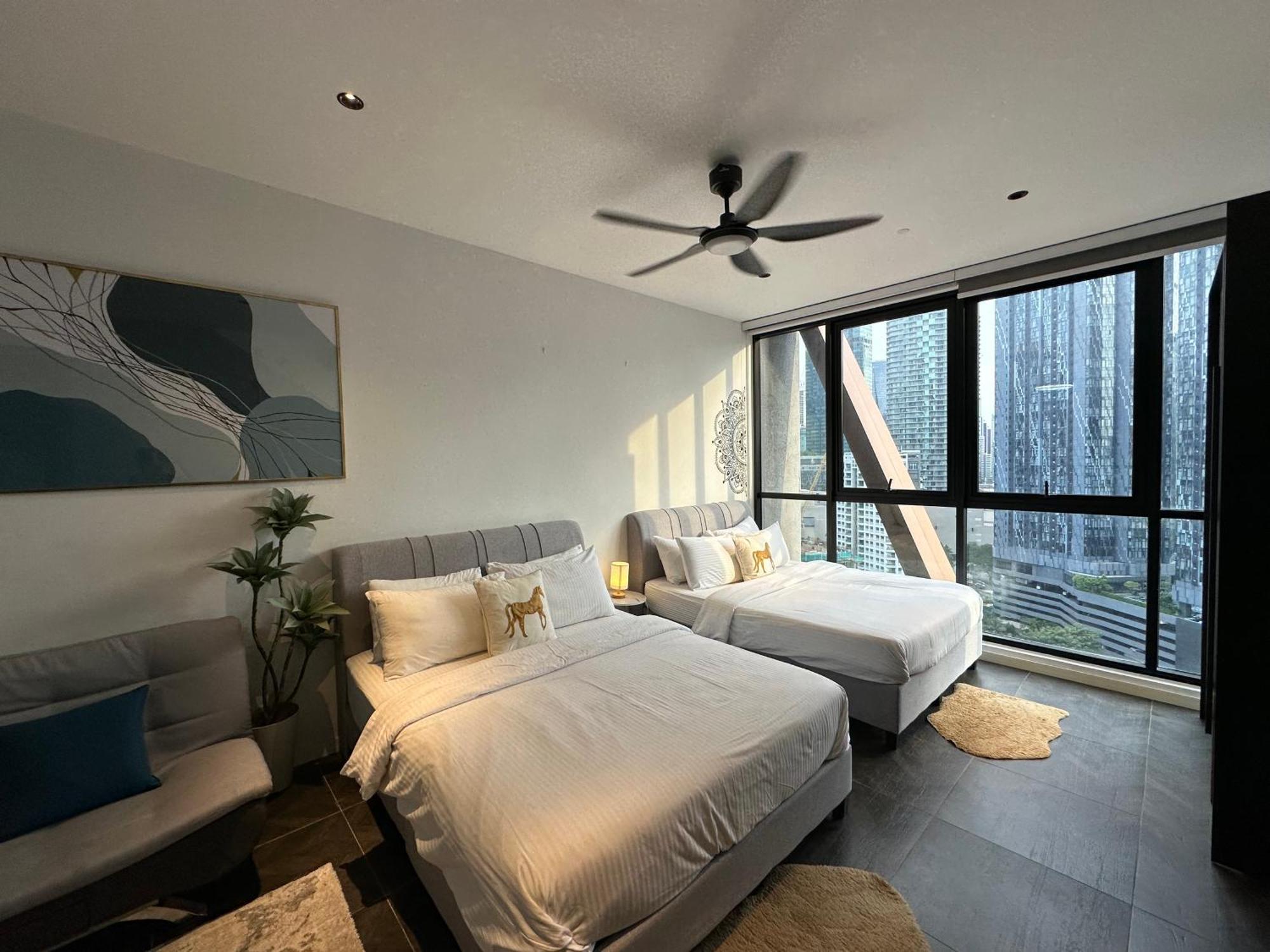 Scarletz Suites Klcc By Aura Κουάλα Λουμπούρ Εξωτερικό φωτογραφία
