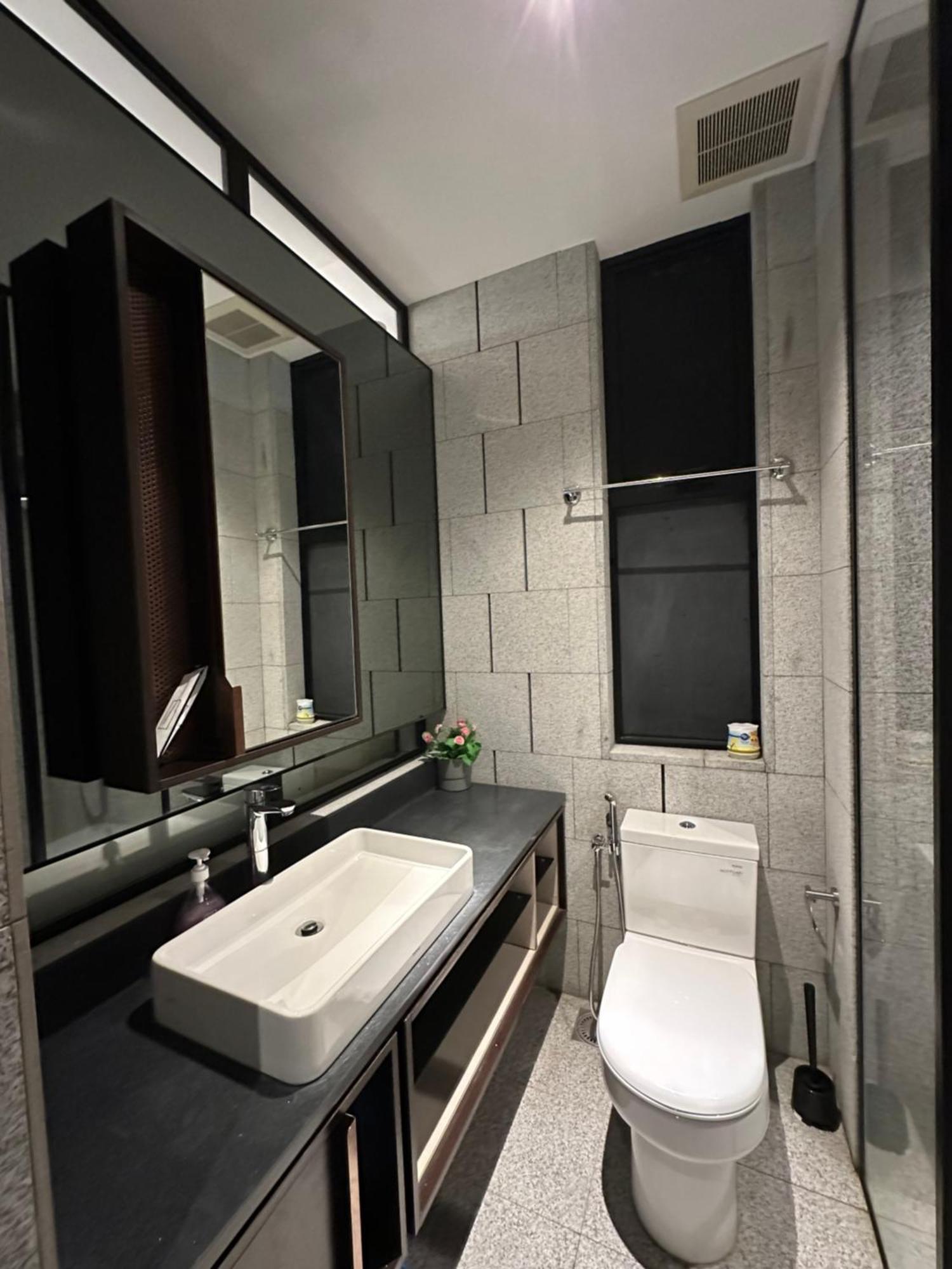 Scarletz Suites Klcc By Aura Κουάλα Λουμπούρ Εξωτερικό φωτογραφία