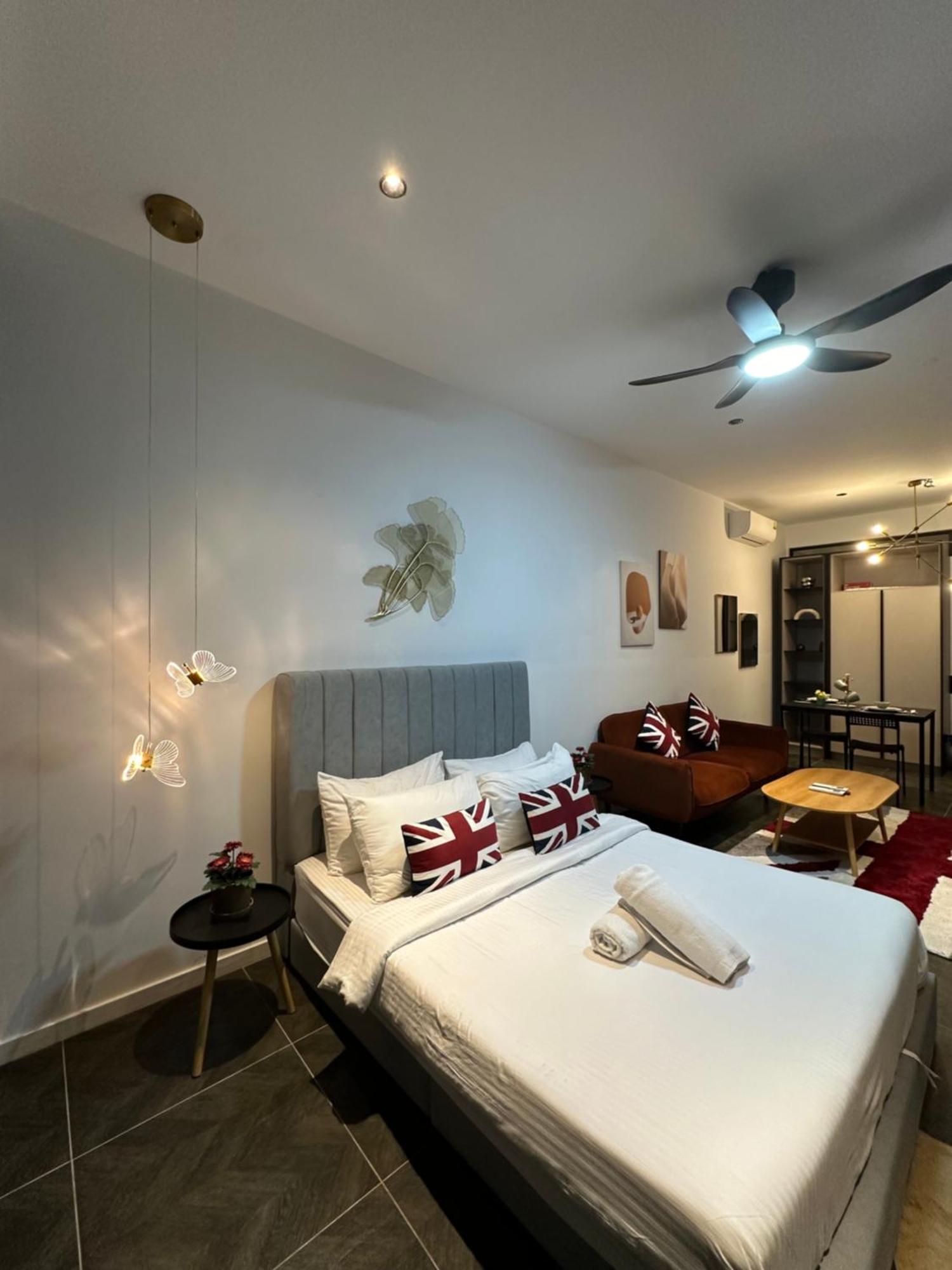 Scarletz Suites Klcc By Aura Κουάλα Λουμπούρ Εξωτερικό φωτογραφία